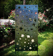 Outdoor metal privacy screen